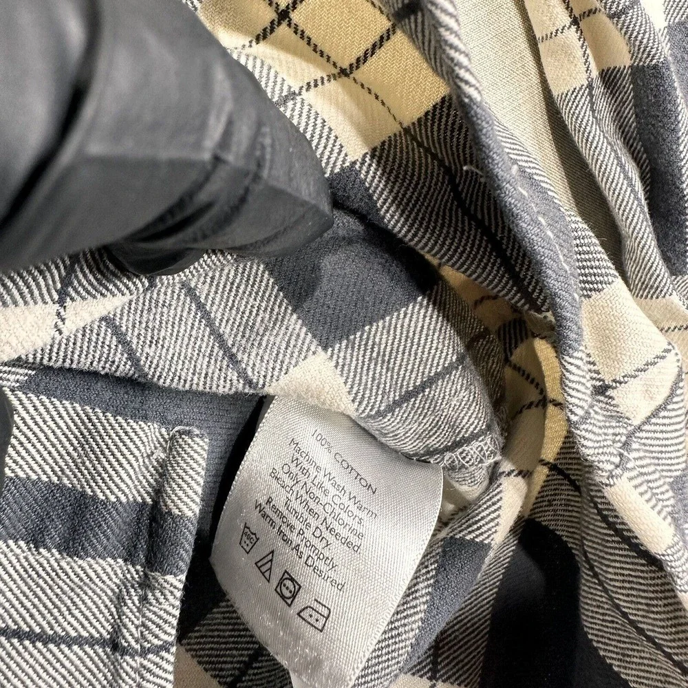 Eddie Bauer Flannel Men’s M Blue Plaid Pocket Long Sleeve
